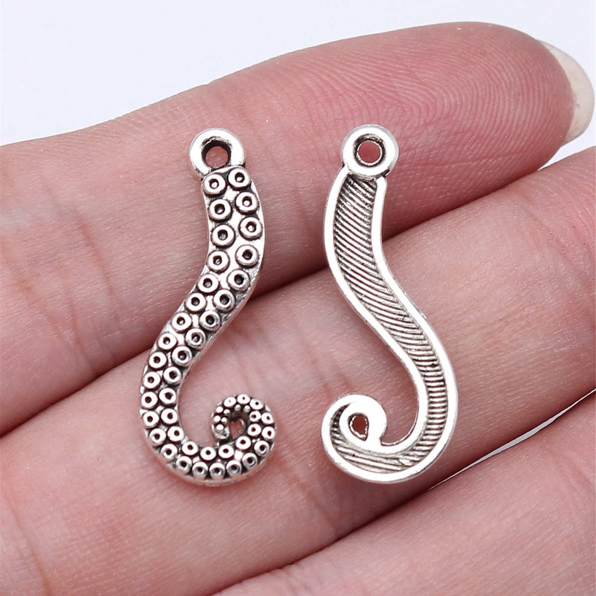 WYSIWYG 20pcs 26x10mm 4 Colors - Vintage Fashion Stores 评论和价格