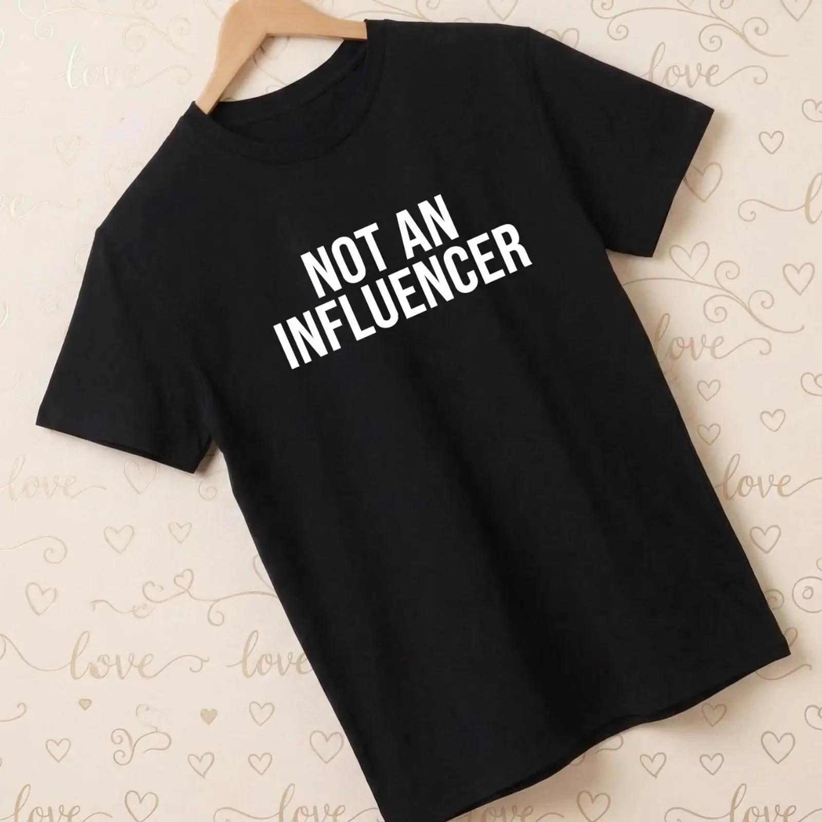 Not An Influencer T Shirt Funn - Vintage Fashion Influencer 评论和价格
